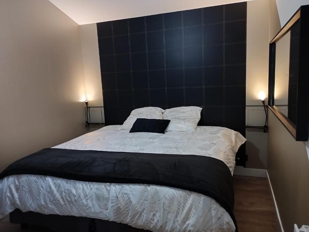 Gite Romantique Avec Spa Coeur A Corps 44 La Plaine-sur-Mer Exterior photo